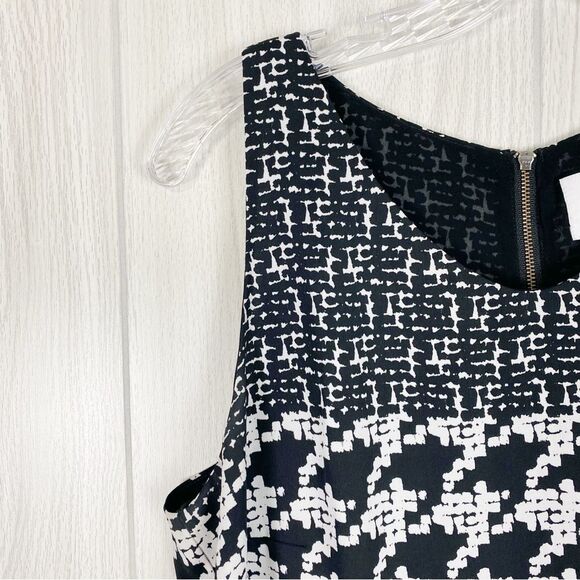 Cabi | Broken Check Hound's-tooth Sleeveless Blouse  Size Medium - Picture 5 of 9